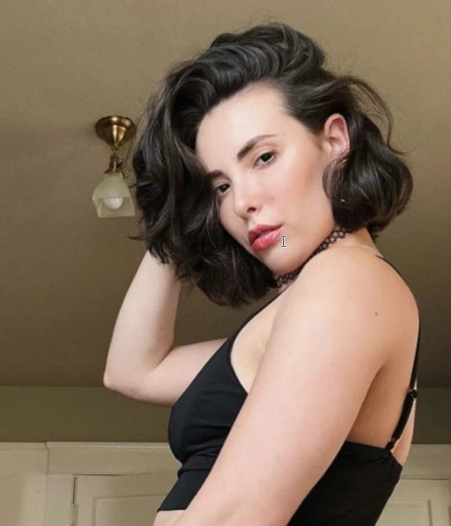 【PC/汉化/真人/SLG游戏/9.44G】妻子的电话 (A Wife&rsquo;s Phone)  Ver0.8.6 汉化版+真人SLG游戏+9.44G